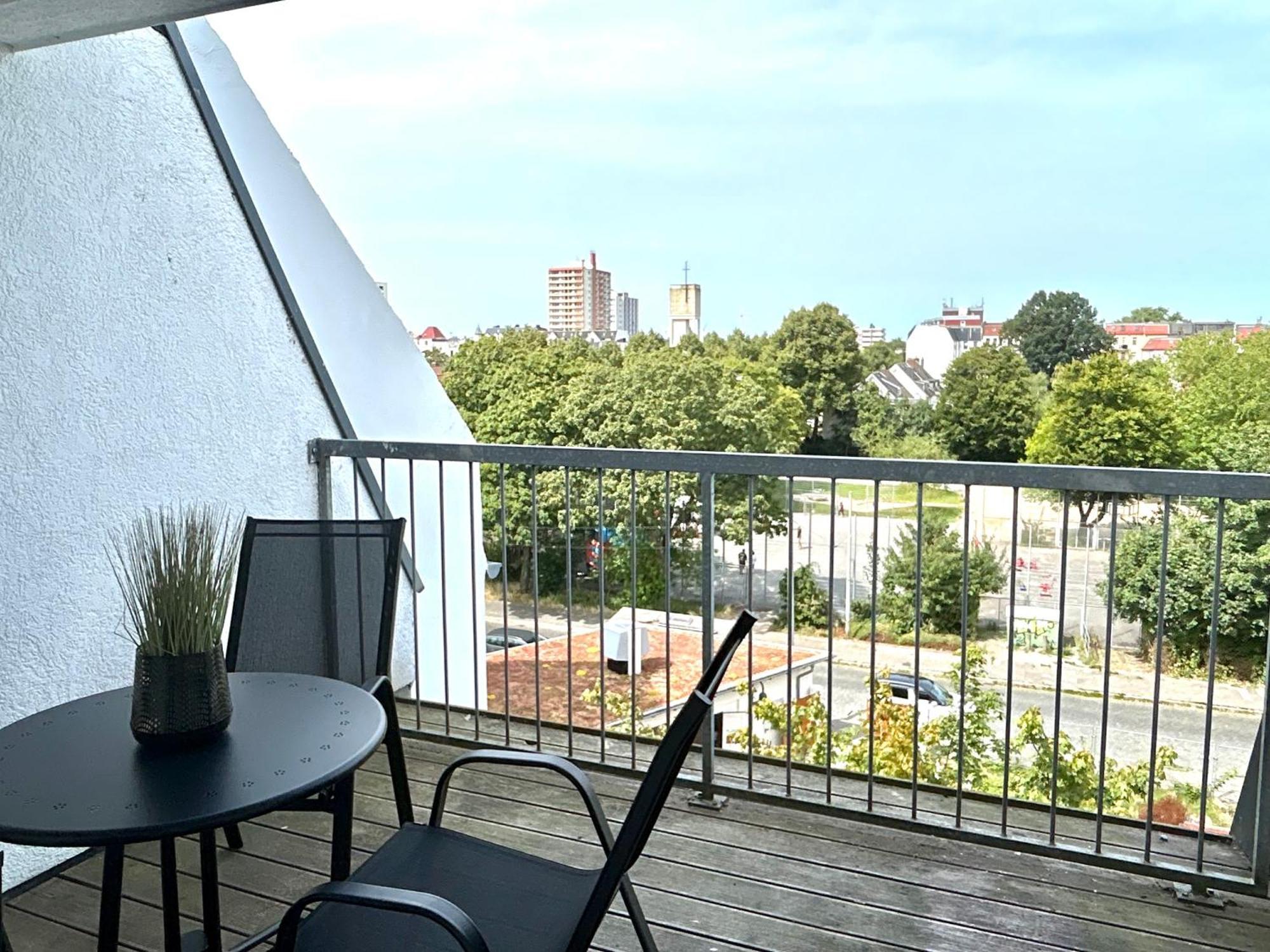 Bhv-3- Und 5-Zimmer Wohnungen Mit Terrasse, 24H Self-Check-In, Tv, Internet, Disneyplus, Waschmaschine Bremerhaven Exterior foto