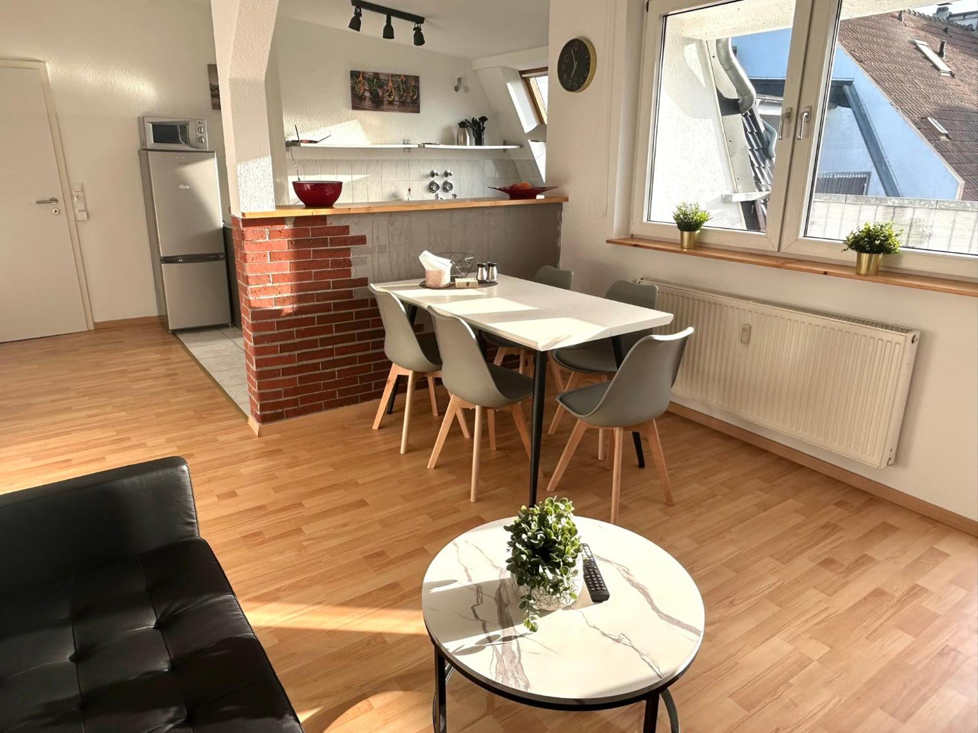 Bhv-3- Und 5-Zimmer Wohnungen Mit Terrasse, 24H Self-Check-In, Tv, Internet, Disneyplus, Waschmaschine Bremerhaven Exterior foto
